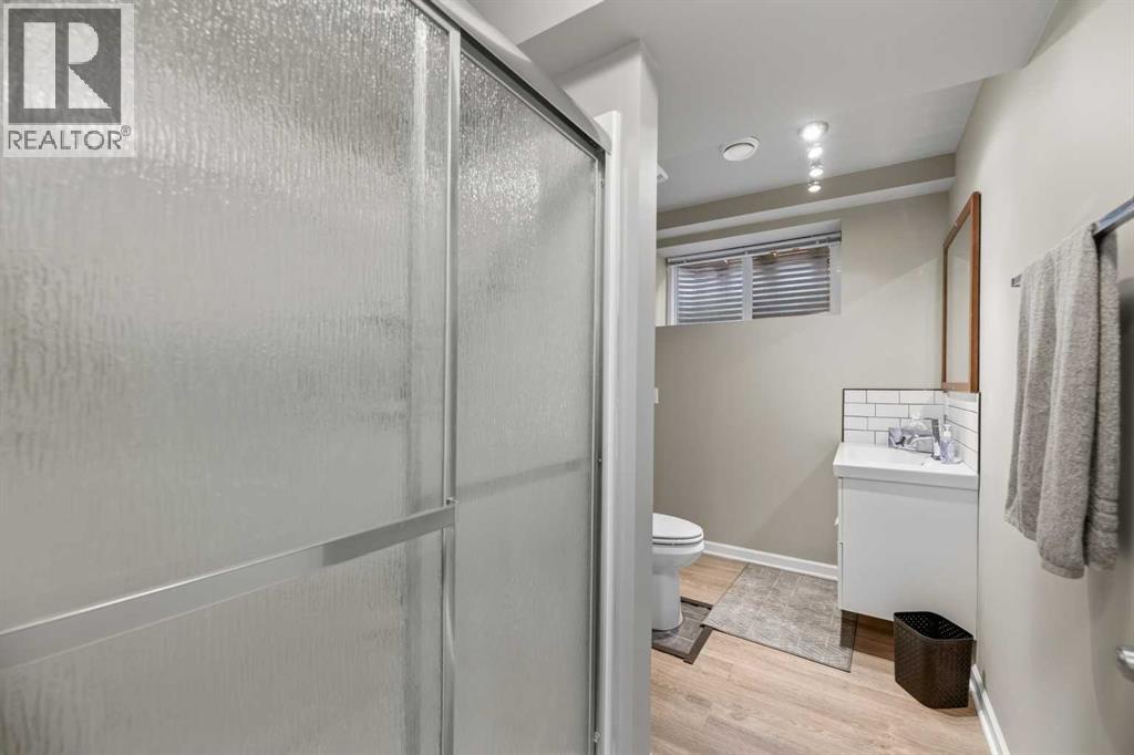 1401 Clover Link - Image 24