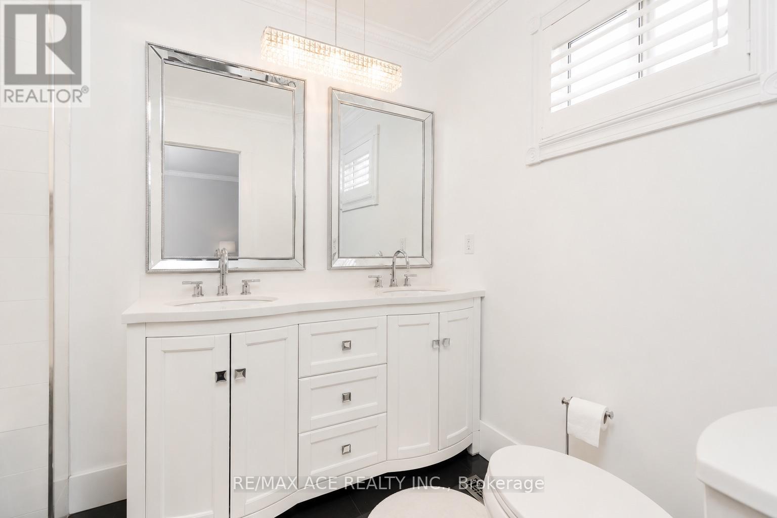 250 MURRAY STREET - 17