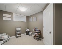 7912 Rowland Rd Nw, Edmonton, AB T6A3W1 Photo 58
