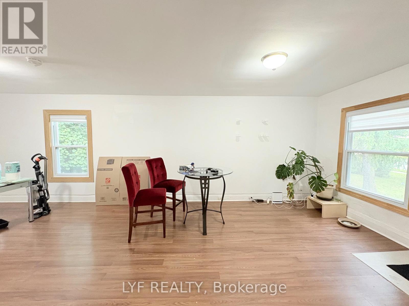 #RM 1 173 Maple Avenue, Richmond Hill (Harding), Ontario, L4C2J1, Richmond Hill (Harding), Ontario — photo 5 of 5
