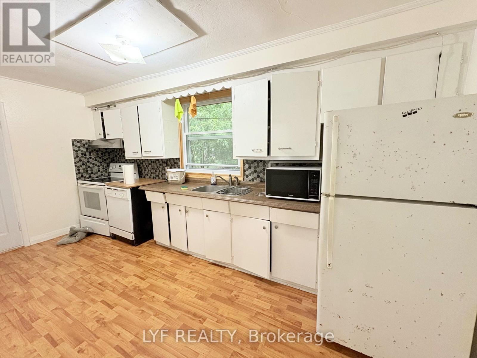 RM 1 - 173 MAPLE AVENUE, Richmond Hill (Harding) — photo 7