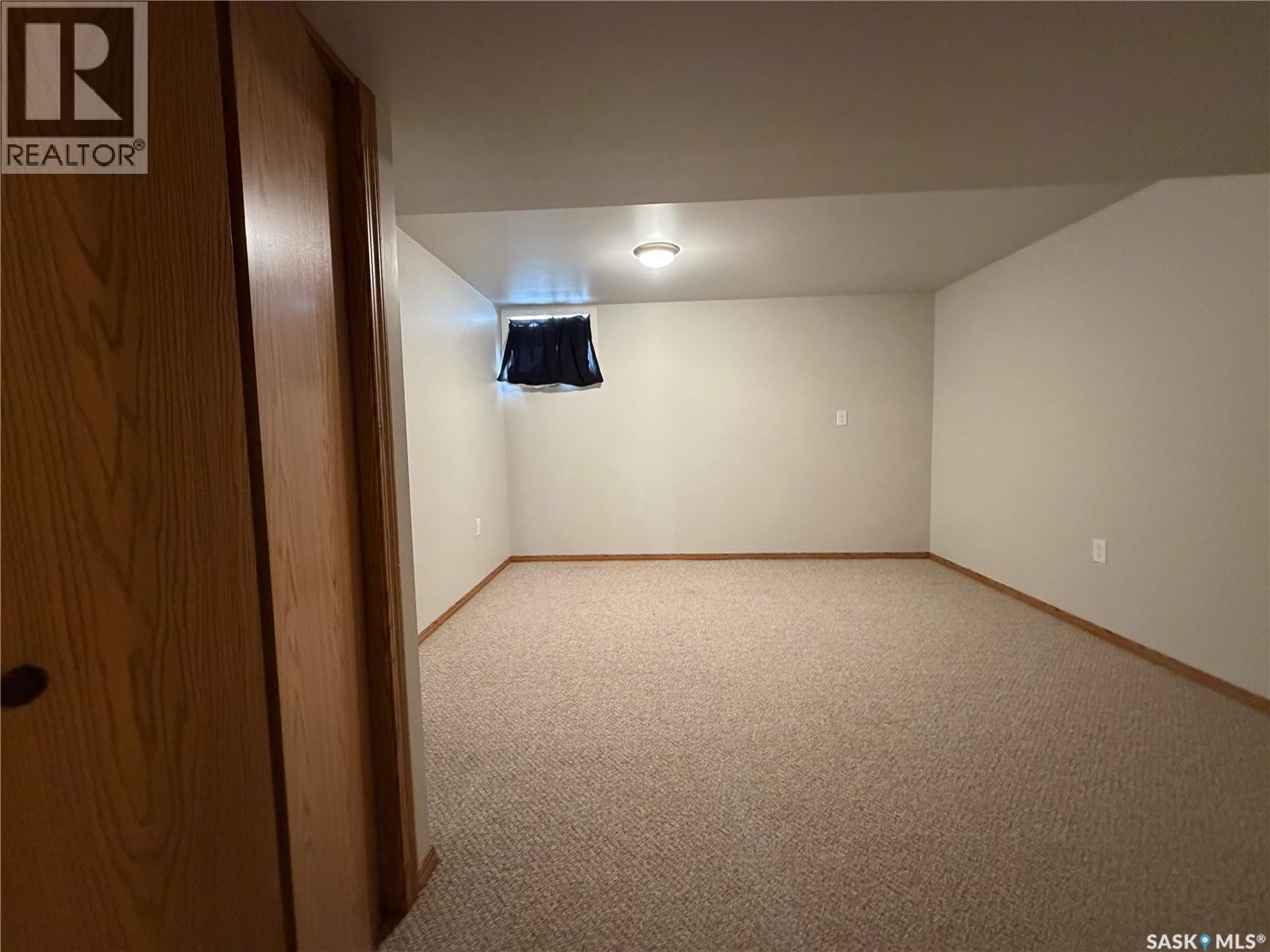 101 Doepker AVENUE - 44