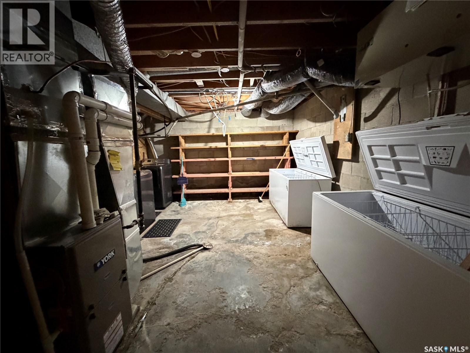 101 Doepker AVENUE - 48