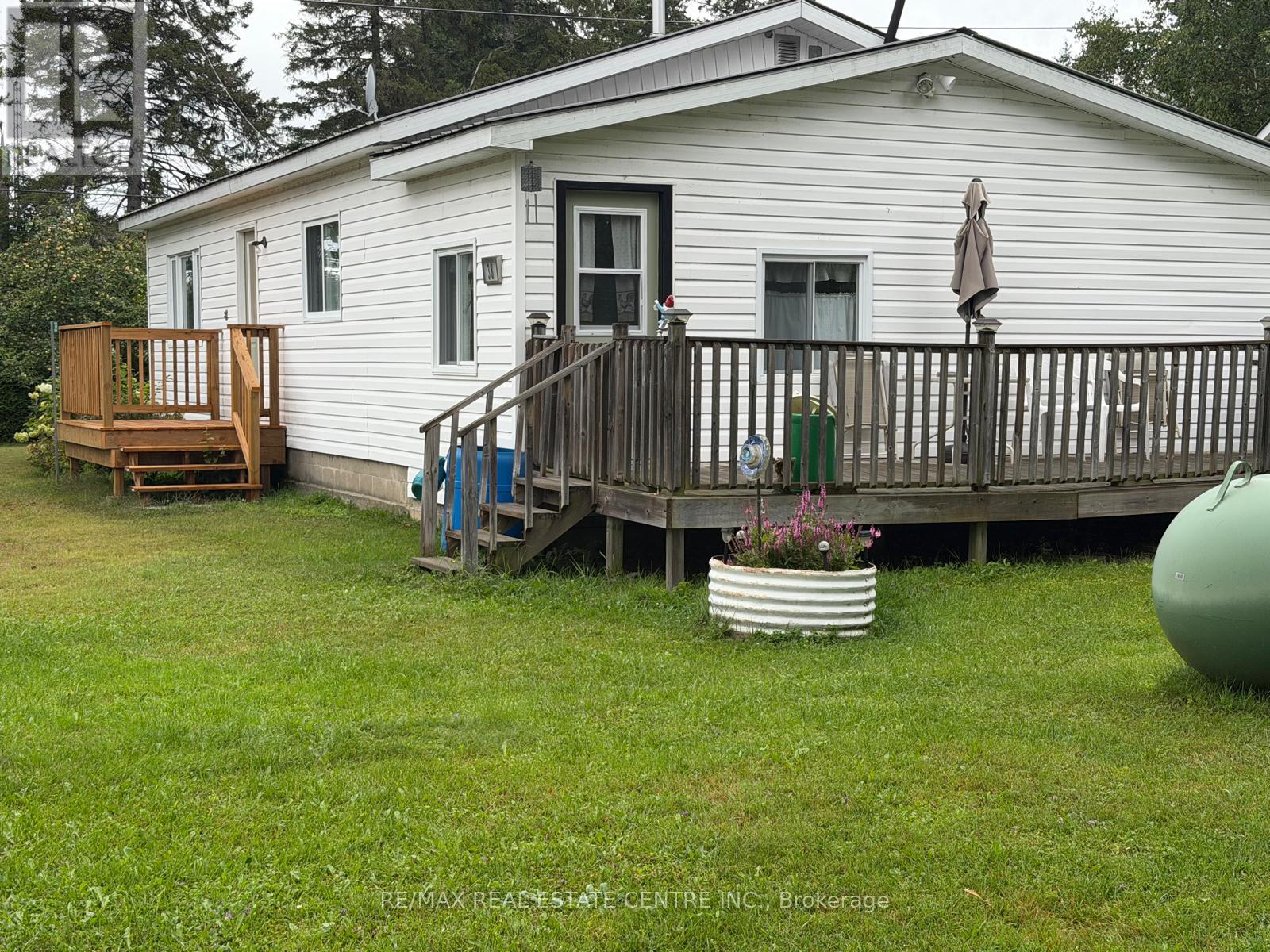 38 2ND AVENUE - Image 3