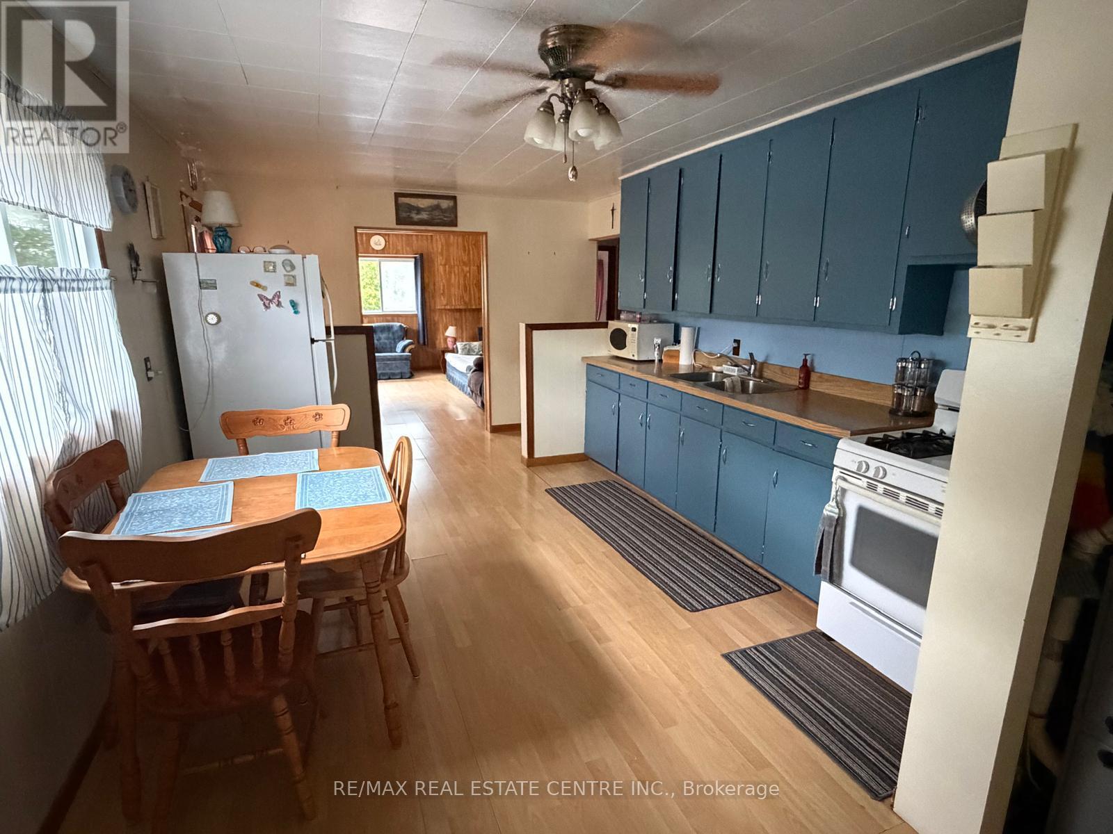 38 2ND AVENUE - Image 5
