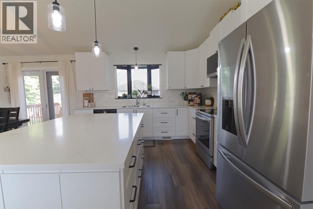 4645 Majestic Place - Image 7