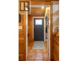 4453 Passmore Upper Road, Passmore, BC V0G2J0 Photo 33