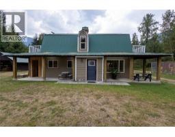 4453 Passmore Upper Road, Passmore, BC V0G2J0 Photo 35