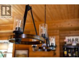 Dining room - 4453 Passmore Upper Road, Passmore, BC V0G2J0 Photo 9