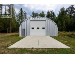 4453 Passmore Upper Road, Passmore, BC V0G2J0 Photo 46
