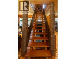 4453 Passmore Upper Road, Passmore, BC V0G2J0 Photo 20