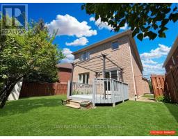 62 Macedonia Court, Newmarket, ON L3X2W8 Photo 32
