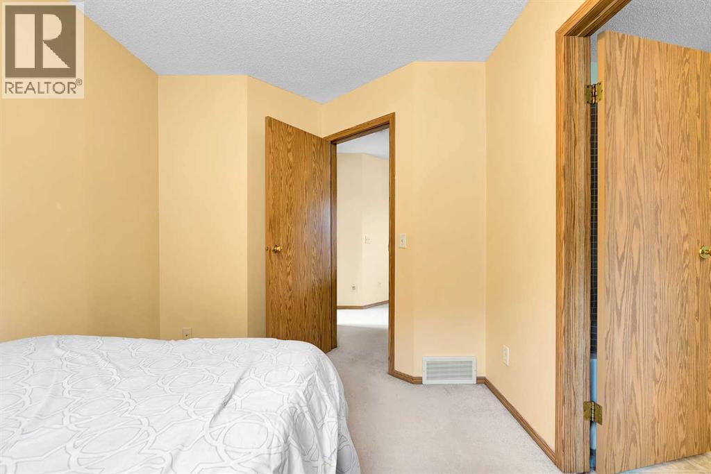 182 Citadel Bluff Close NW - Image 18