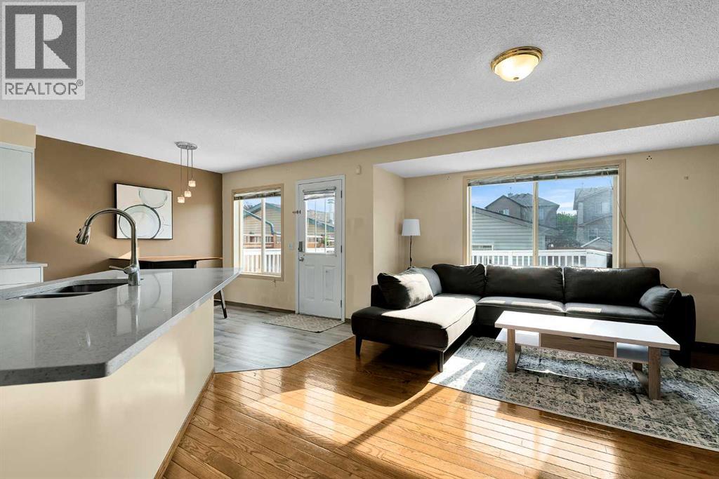 182 Citadel Bluff Close NW - 2