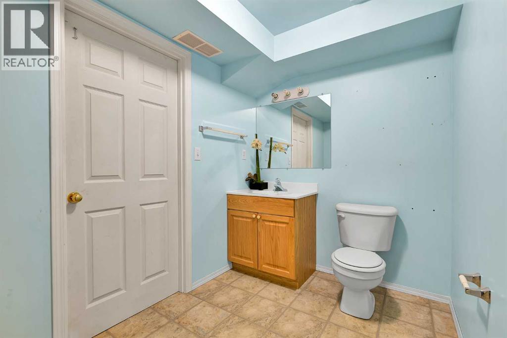 182 Citadel Bluff Close NW - Image 24