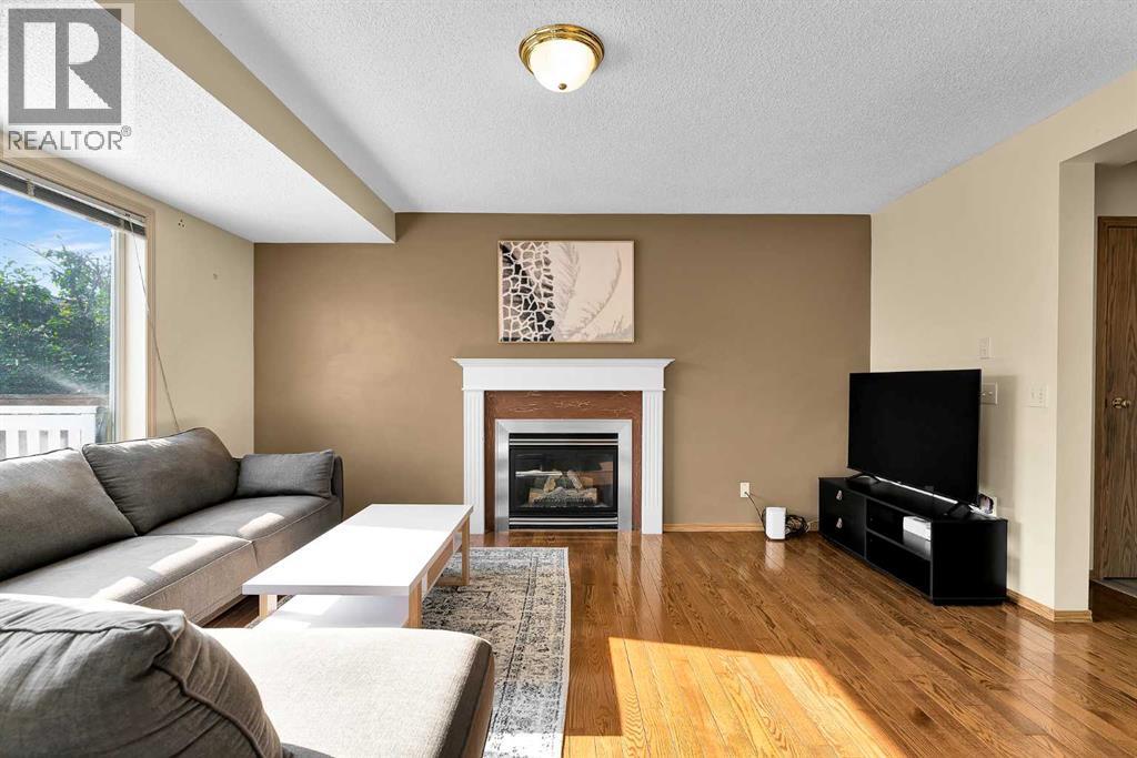 182 Citadel Bluff Close NW - Image 3