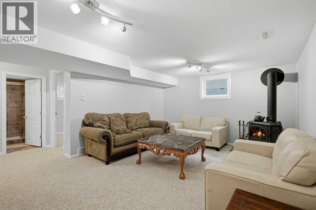 5526 49 Avenue - 26