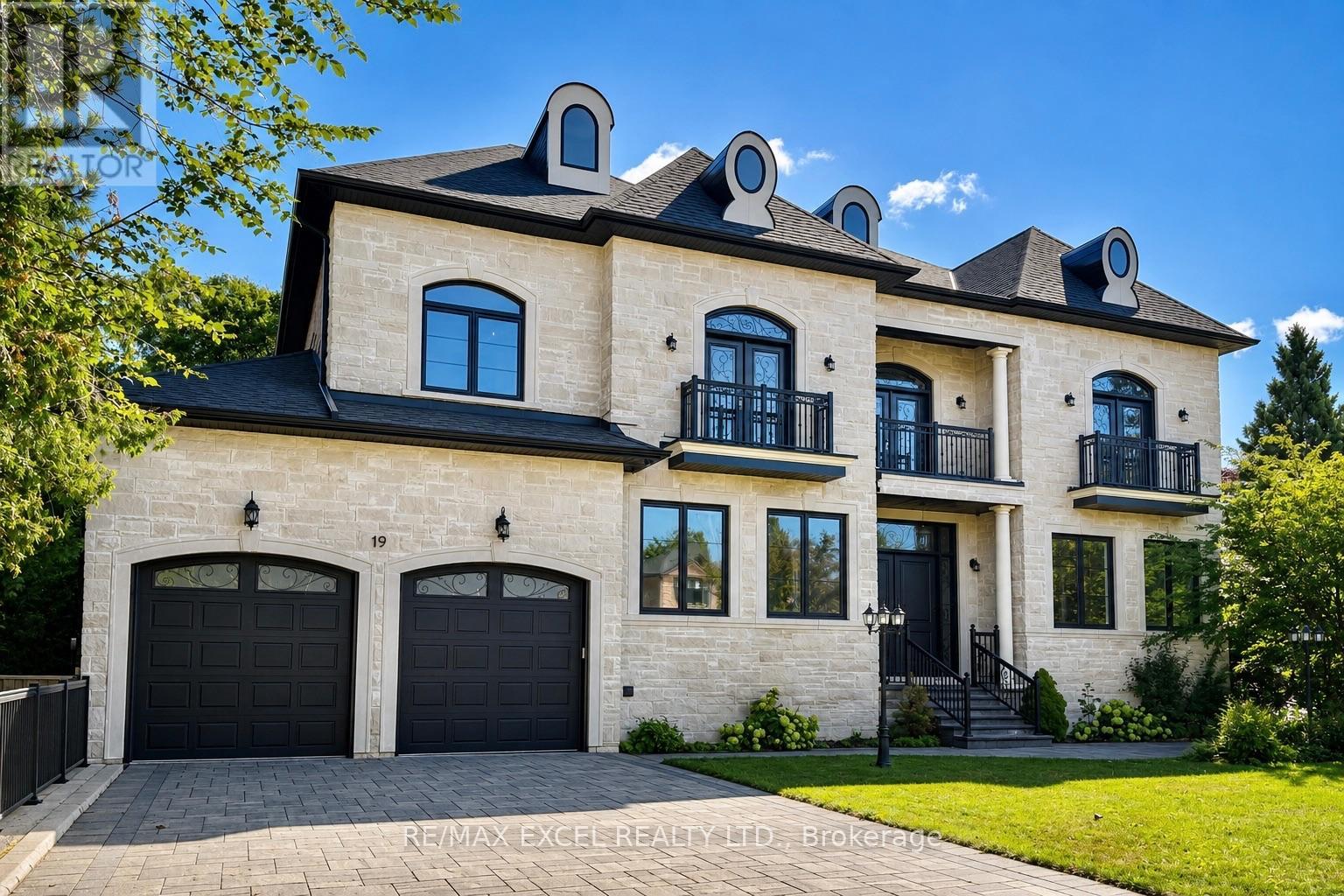 19 BLYTH STREET - 2