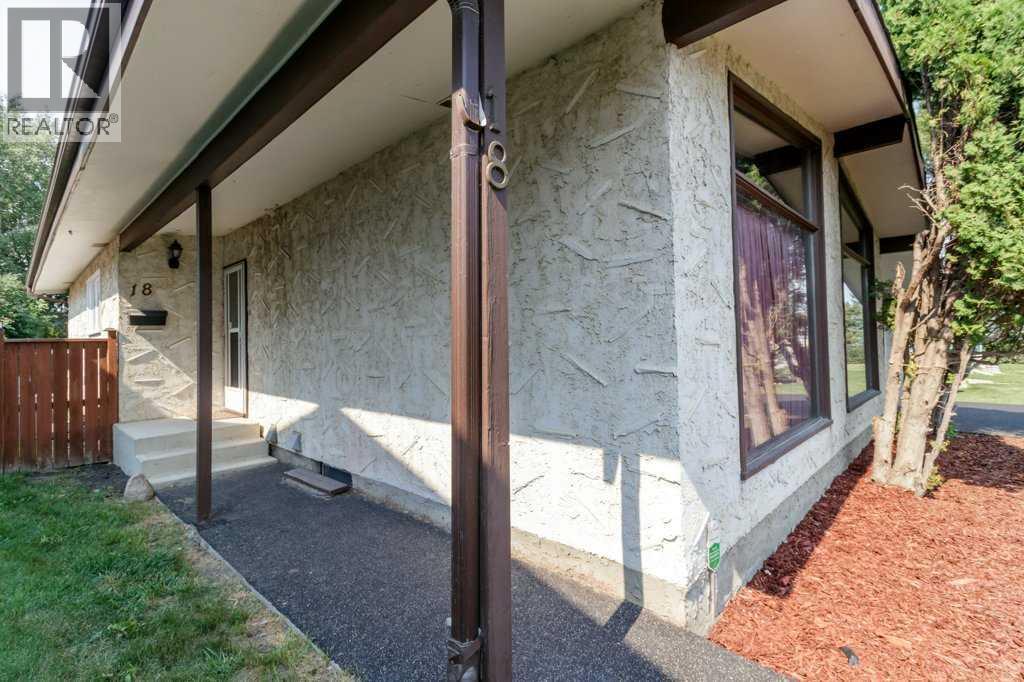 18 Odell Green - Image 41