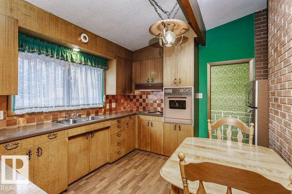 13620 132A ST NW - 10