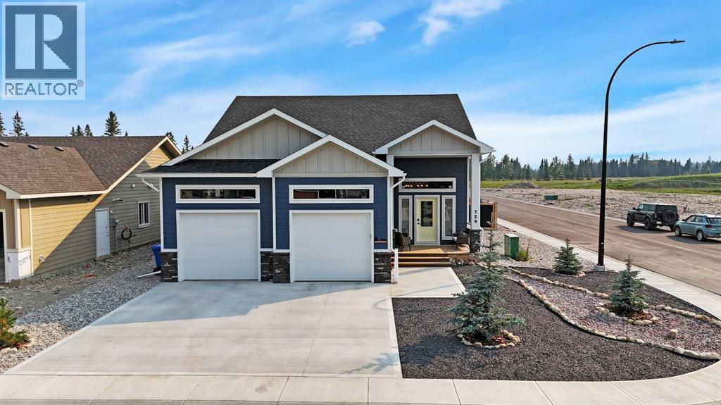 729 5 Street SW - 1