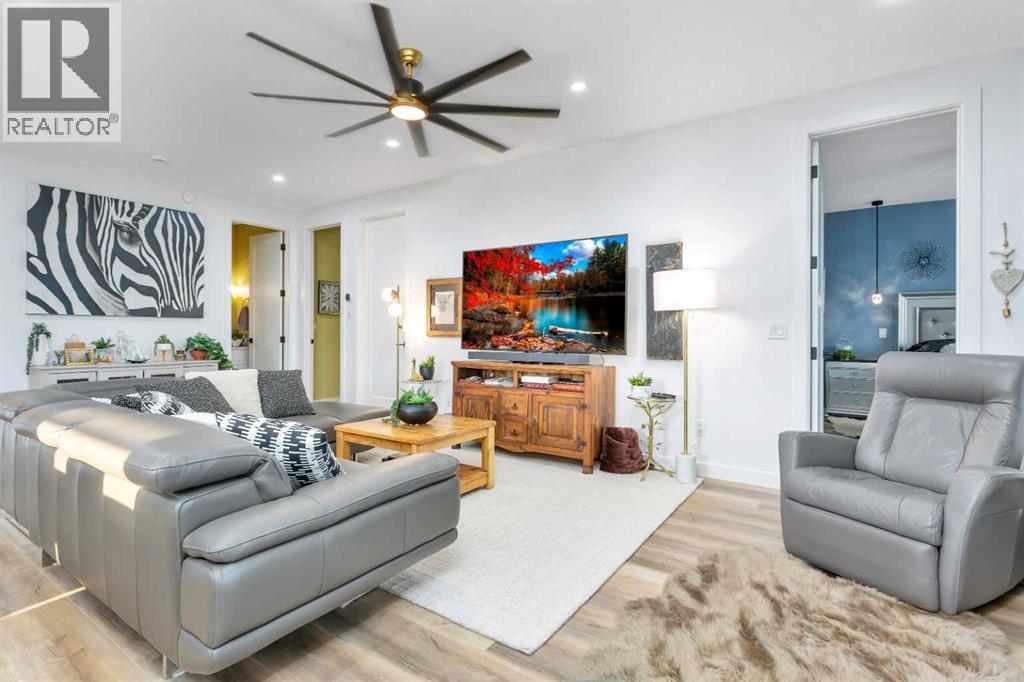 729 5 Street SW - Image 10