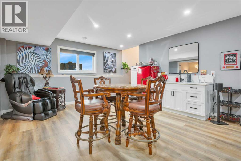 729 5 Street SW - Image 30