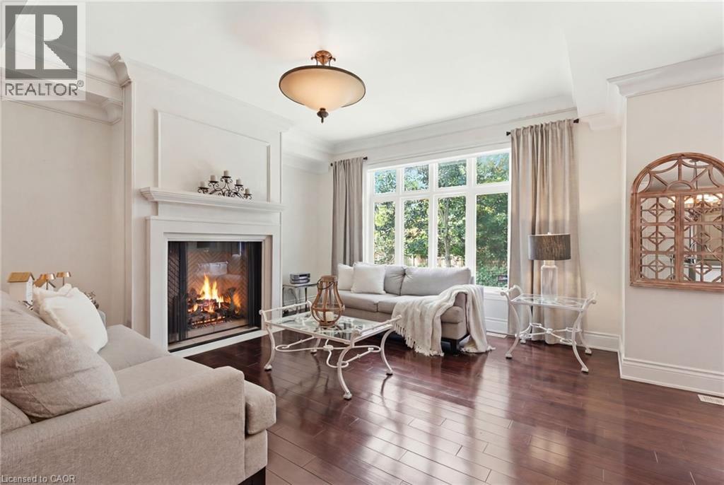 586 MAPLE Avenue - 2