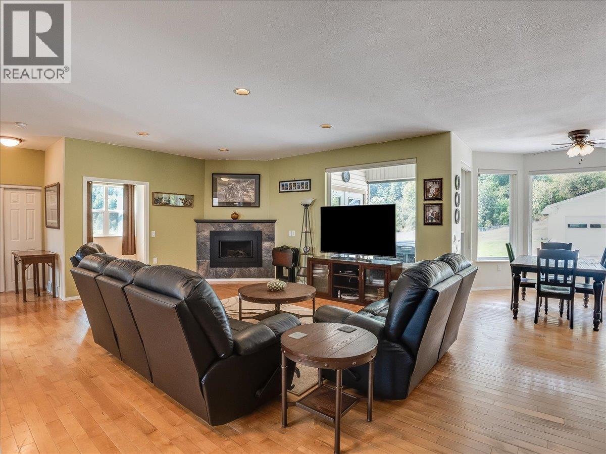 900 China Creek Road - Image 6