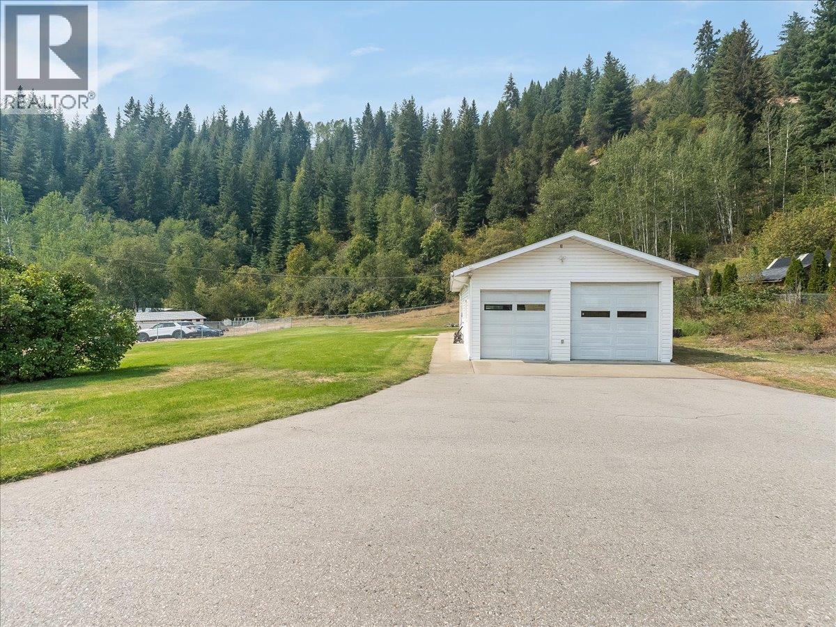 900 China Creek Road - 33