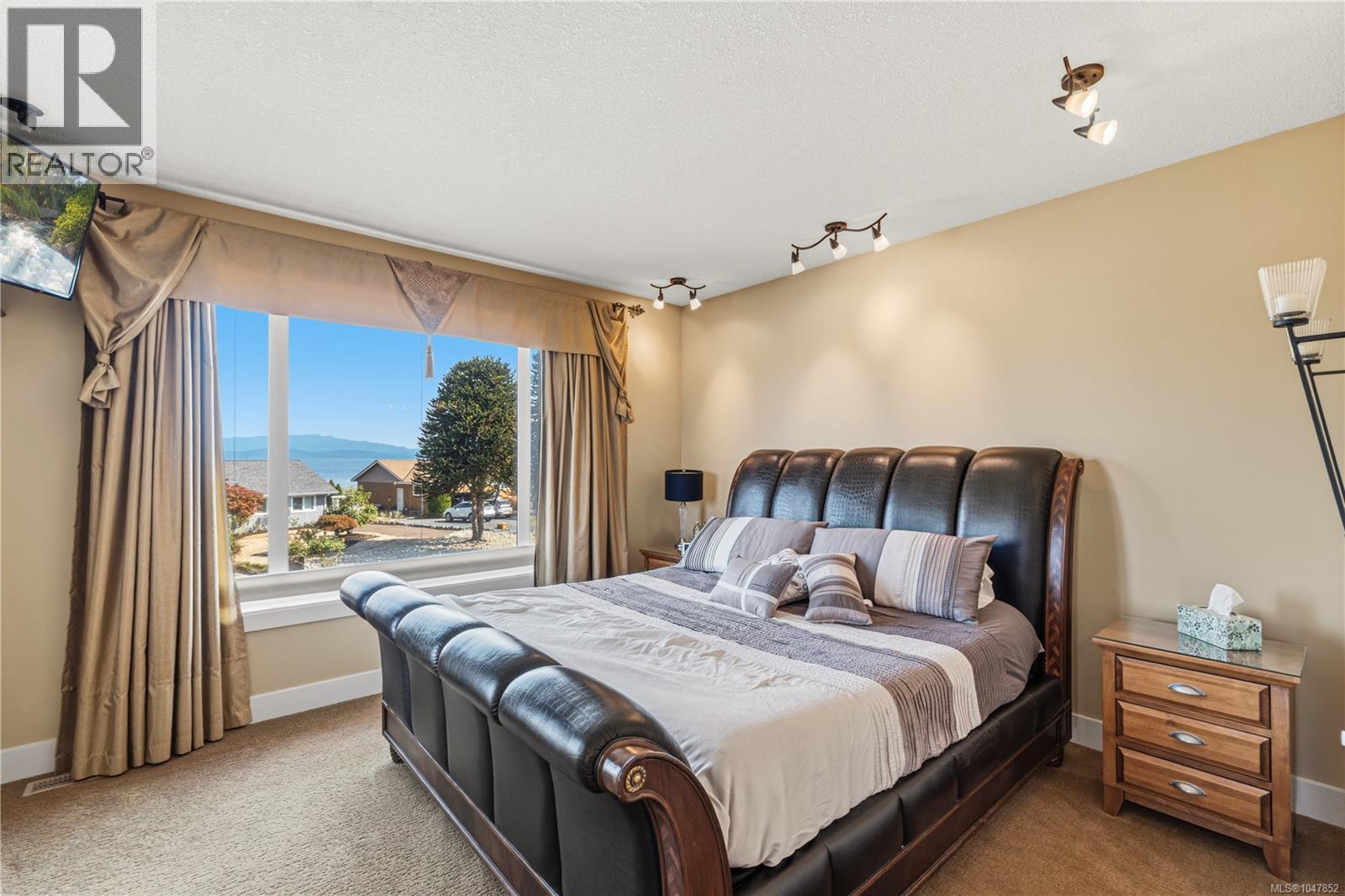 1618 Admiral Tryon Blvd - 44