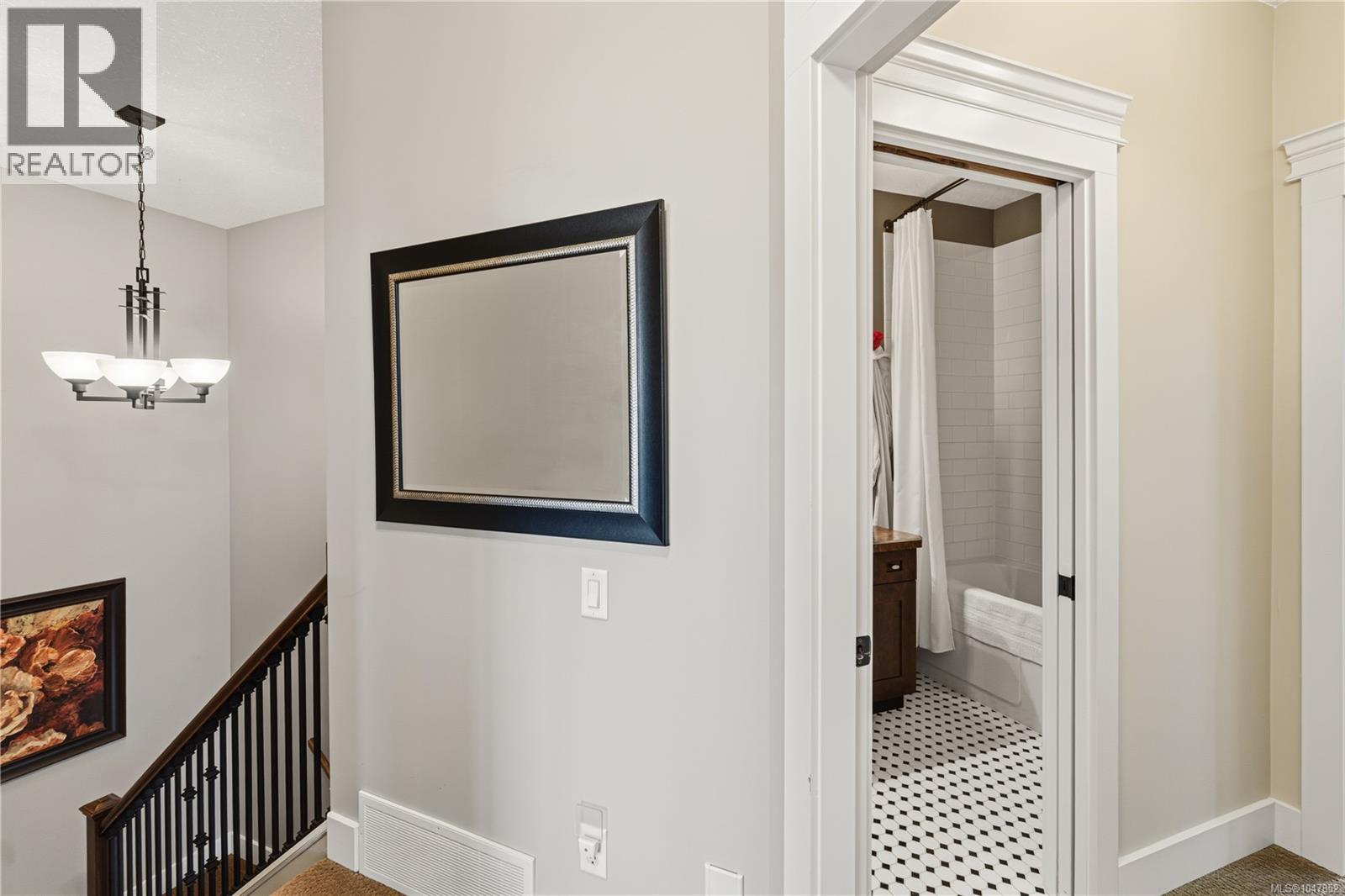 1618 Admiral Tryon Blvd - Image 31