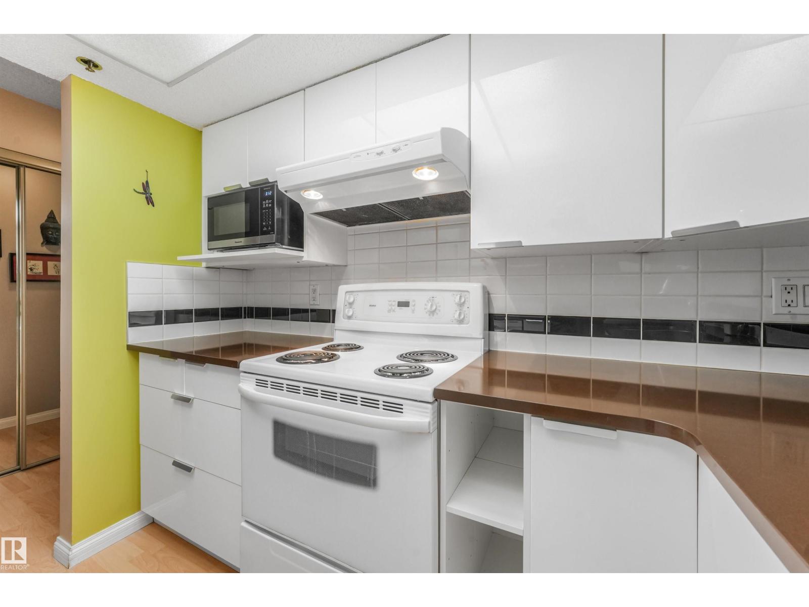 #203 10171 119 ST NW - Image 17