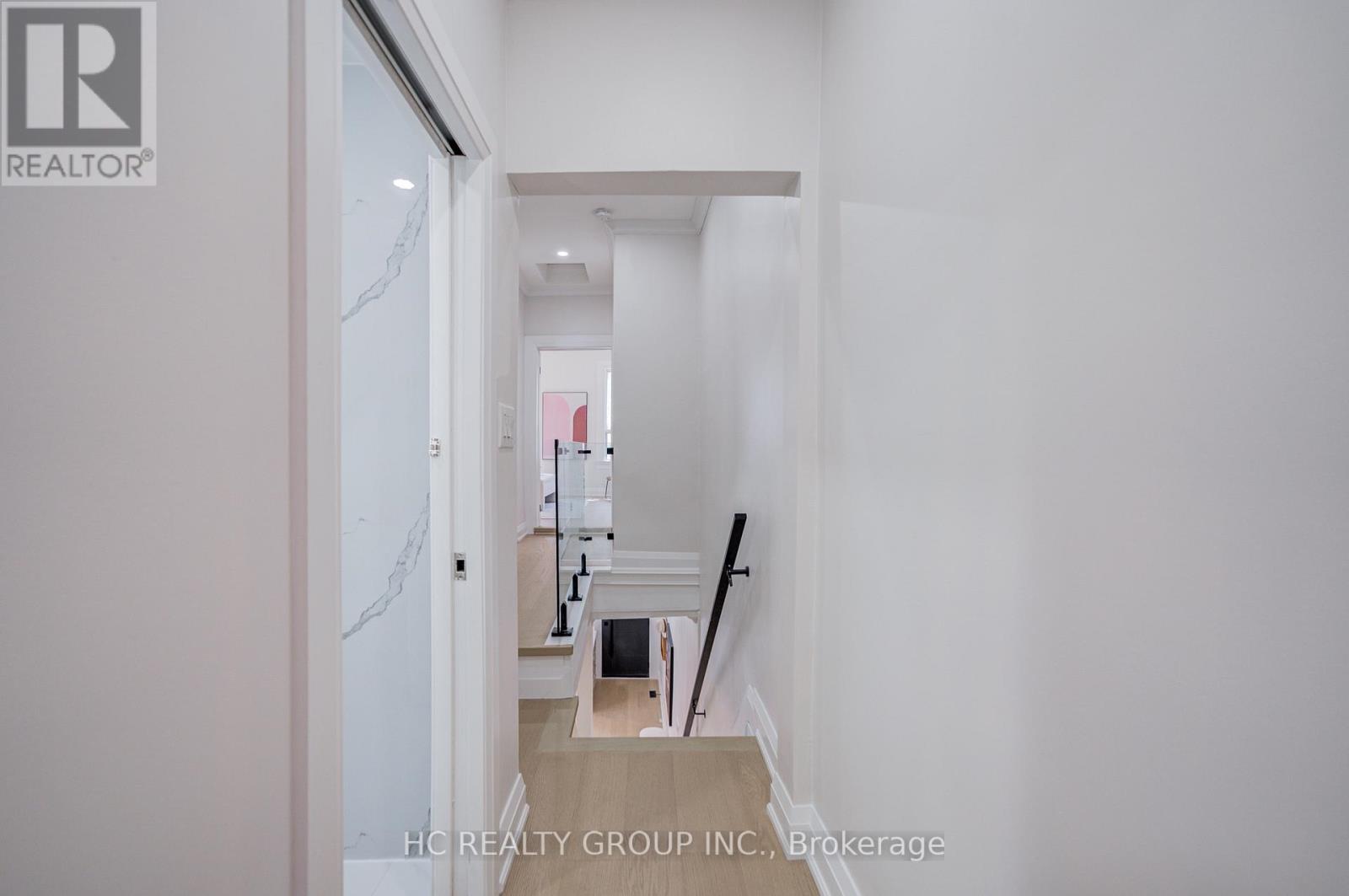 64 WALES AVENUE - 24