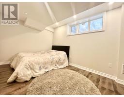 18 Fountain Court, Richmond Hill, ON L4S2K4 Photo 11