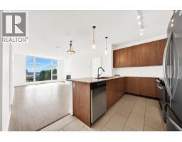 1005 280 Ross Drive, New Westminster, BC V3L0C2 Photo 6
