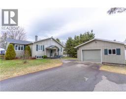 Family room - 126 Gardiner Point Road, Gardiner Point, NB E1N5R9 Photo 6