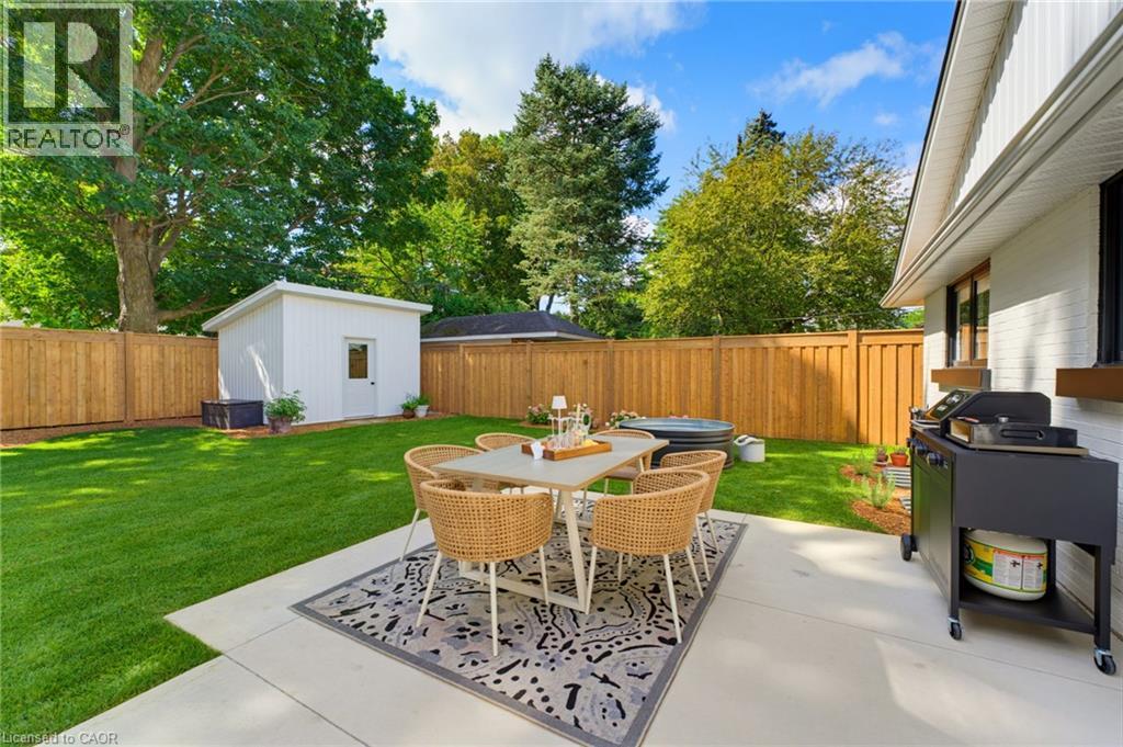 74 HIGHLAND Crescent - Image 37