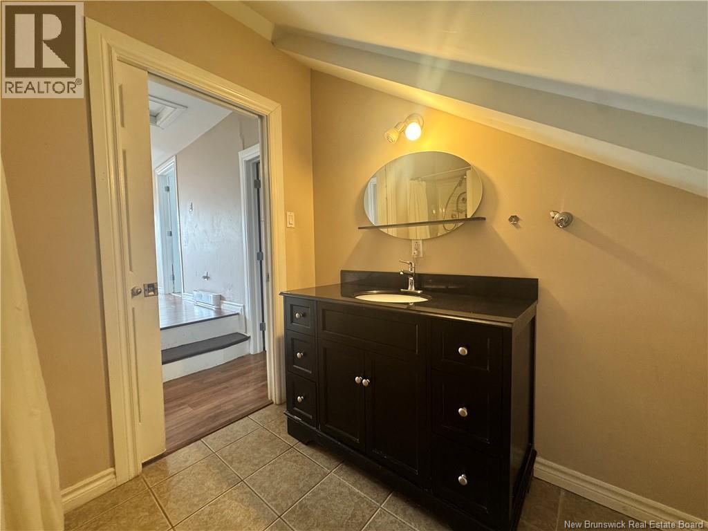 157 Winslow Street - 41