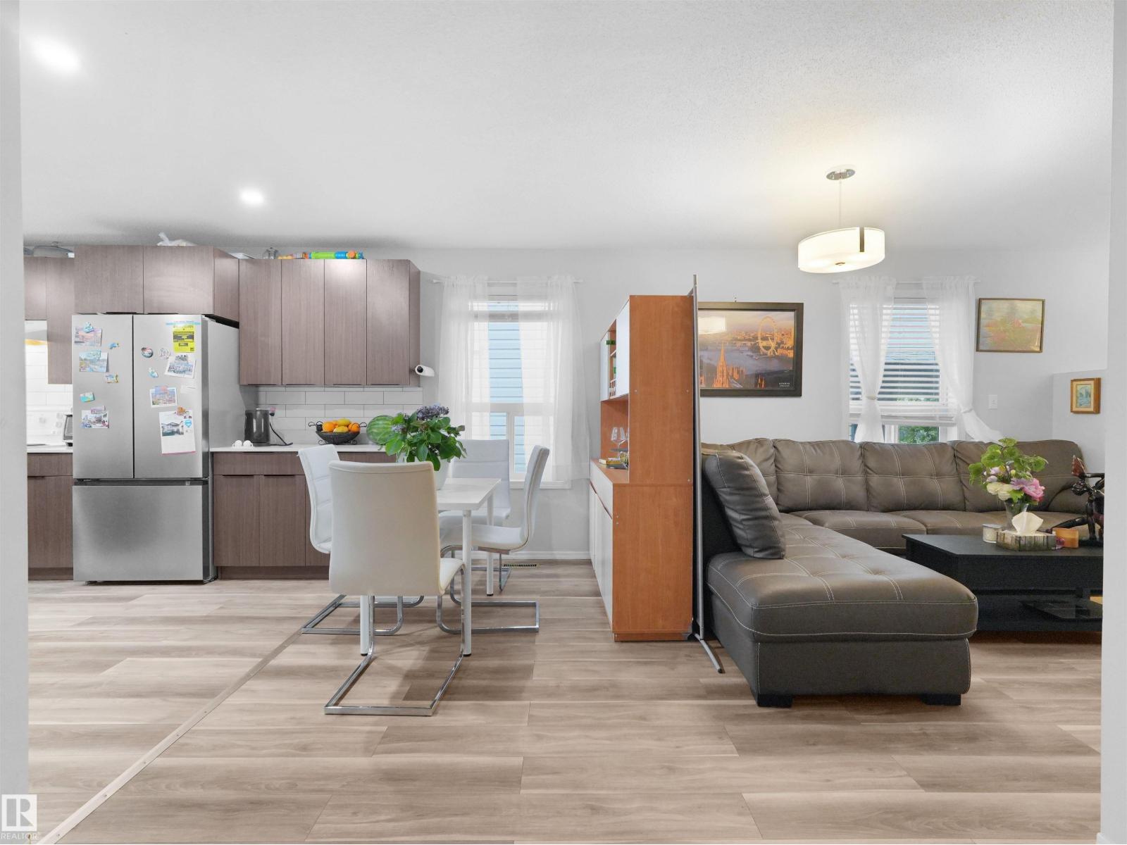 15511 45 ST NW - 18