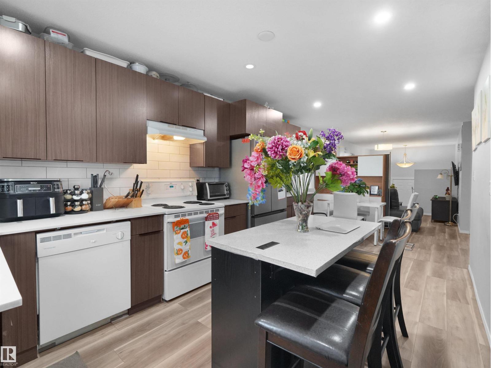 15511 45 ST NW - Image 24