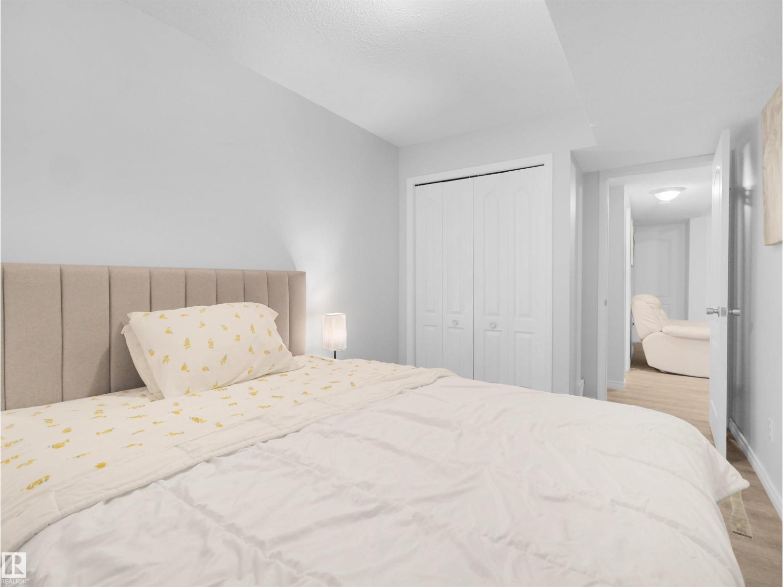 15511 45 ST NW - 41