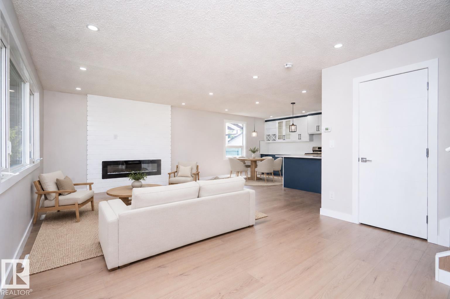 904 KNOTTWOOD S NW - 11