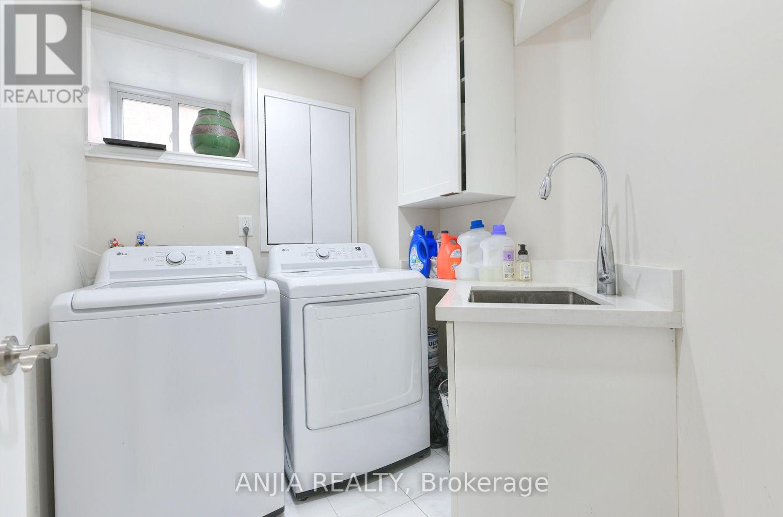 127 TOMLINSON CIRCLE - 22