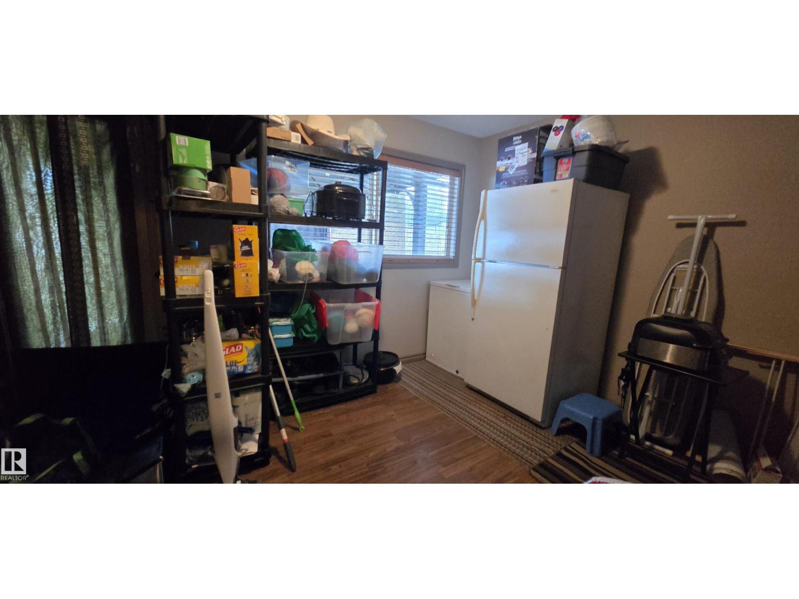 11922 46 ST NW - Image 30