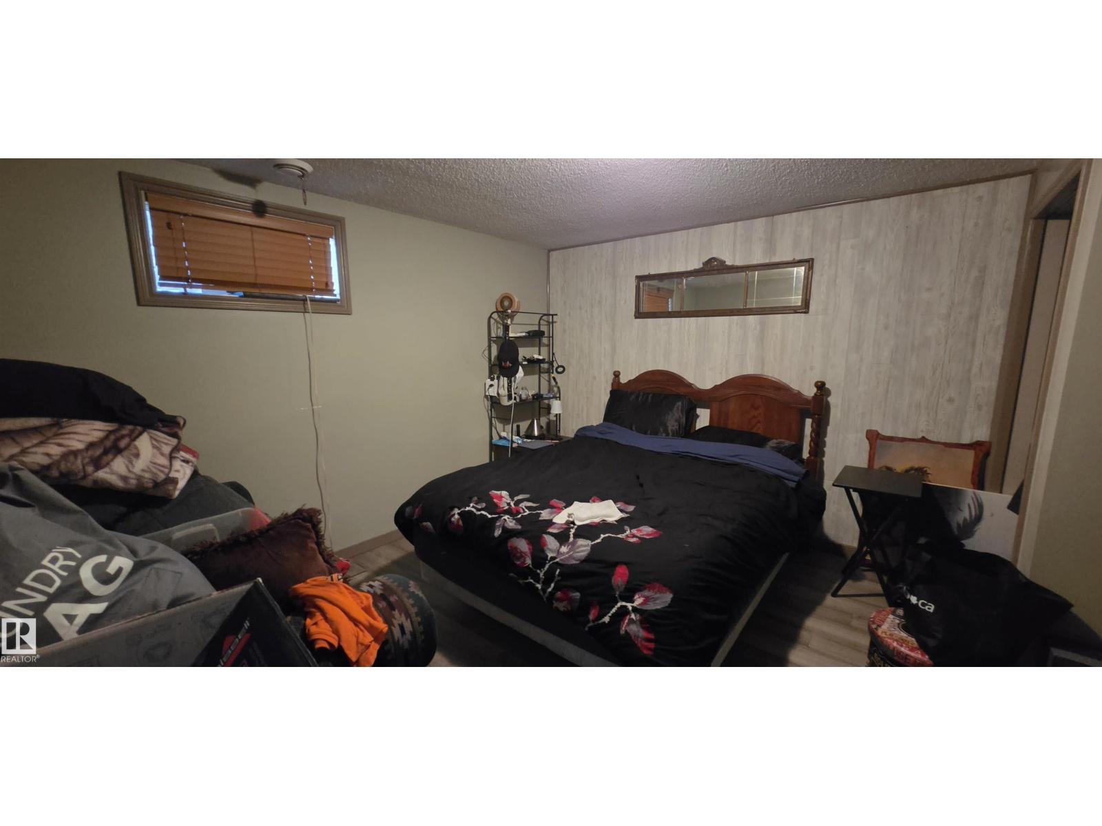 11922 46 ST NW - Image 26