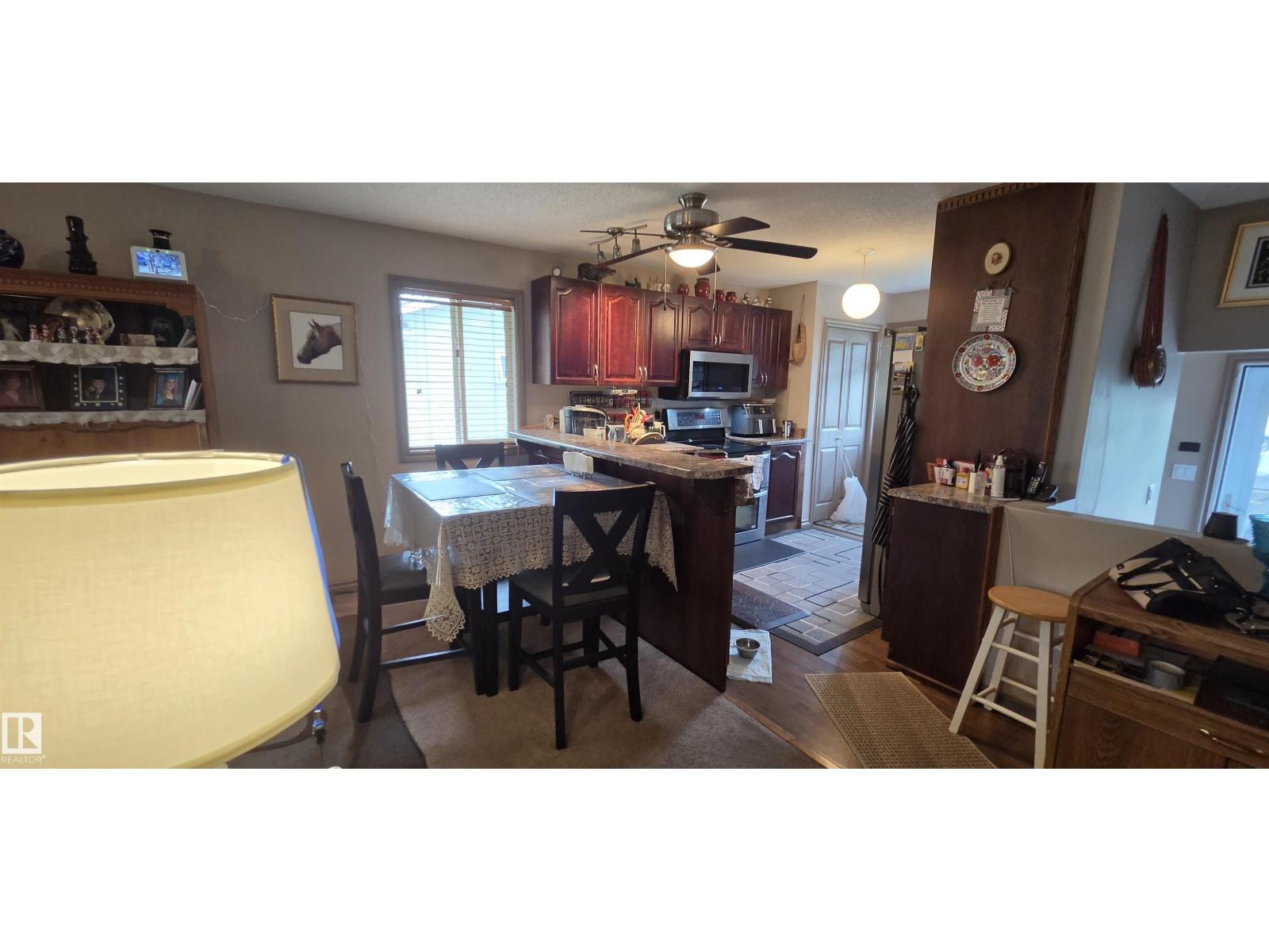 11922 46 ST NW - Image 17