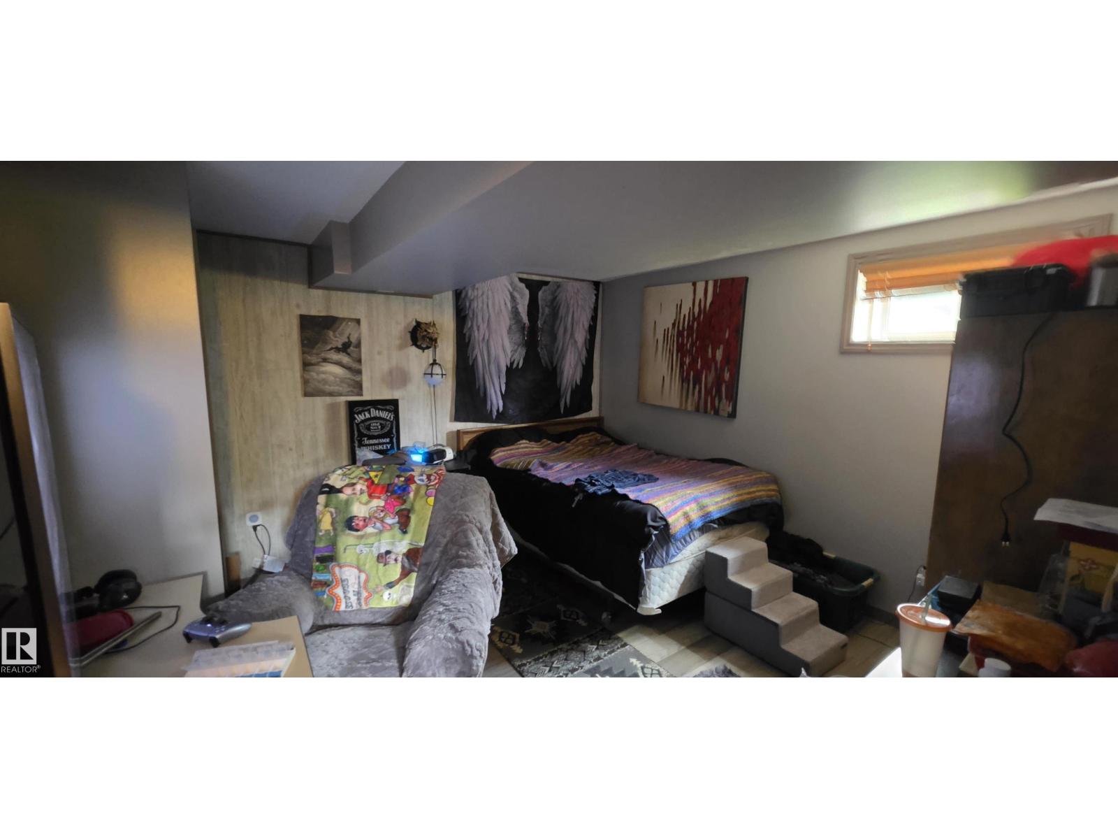 11922 46 ST NW - Image 24