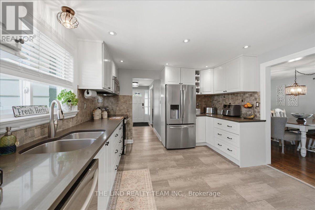 163 ORCHARD HEIGHTS BOULEVARD - Image 14
