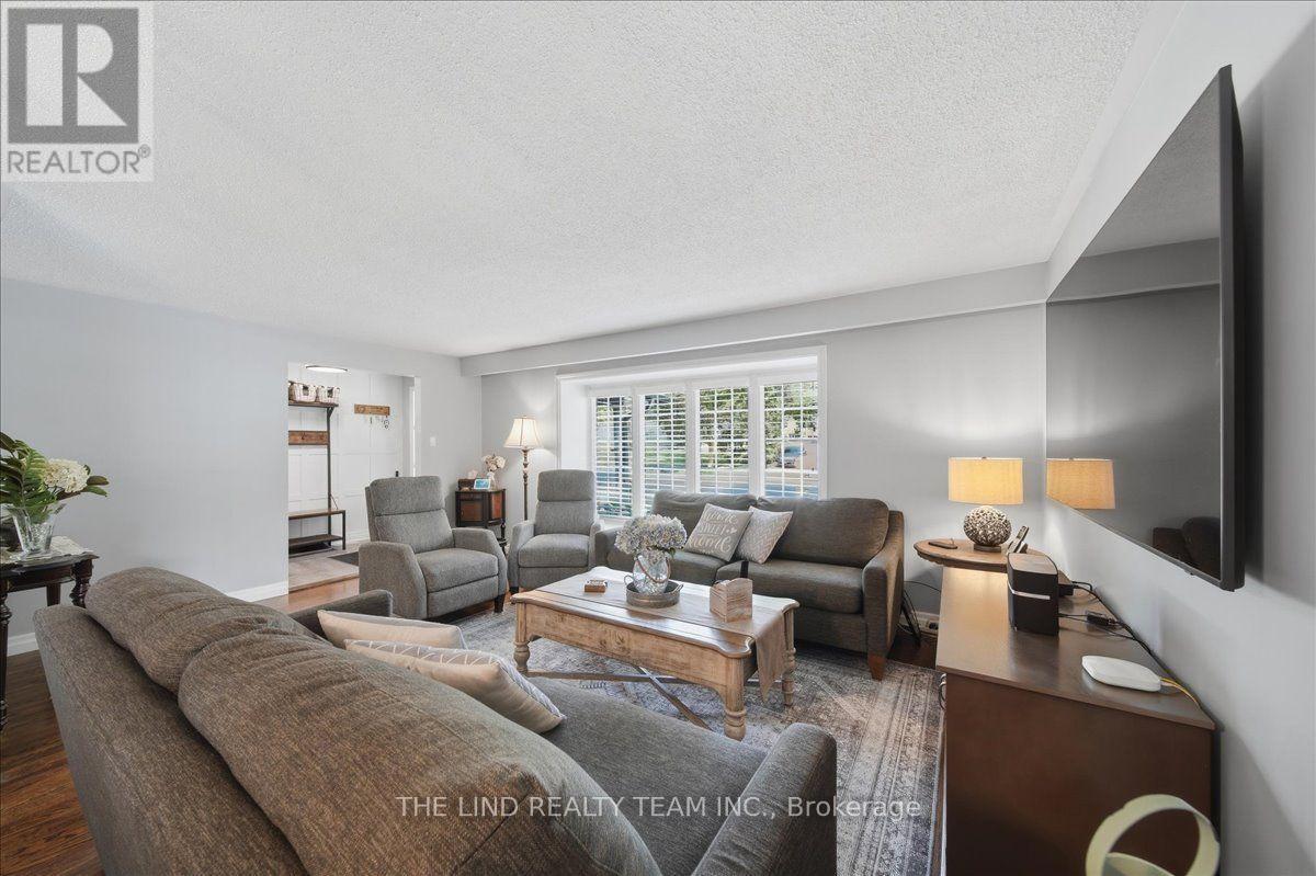 163 ORCHARD HEIGHTS BOULEVARD - Image 9
